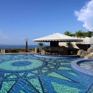 le-royal-beirut.beiruthotelsdirect.com/